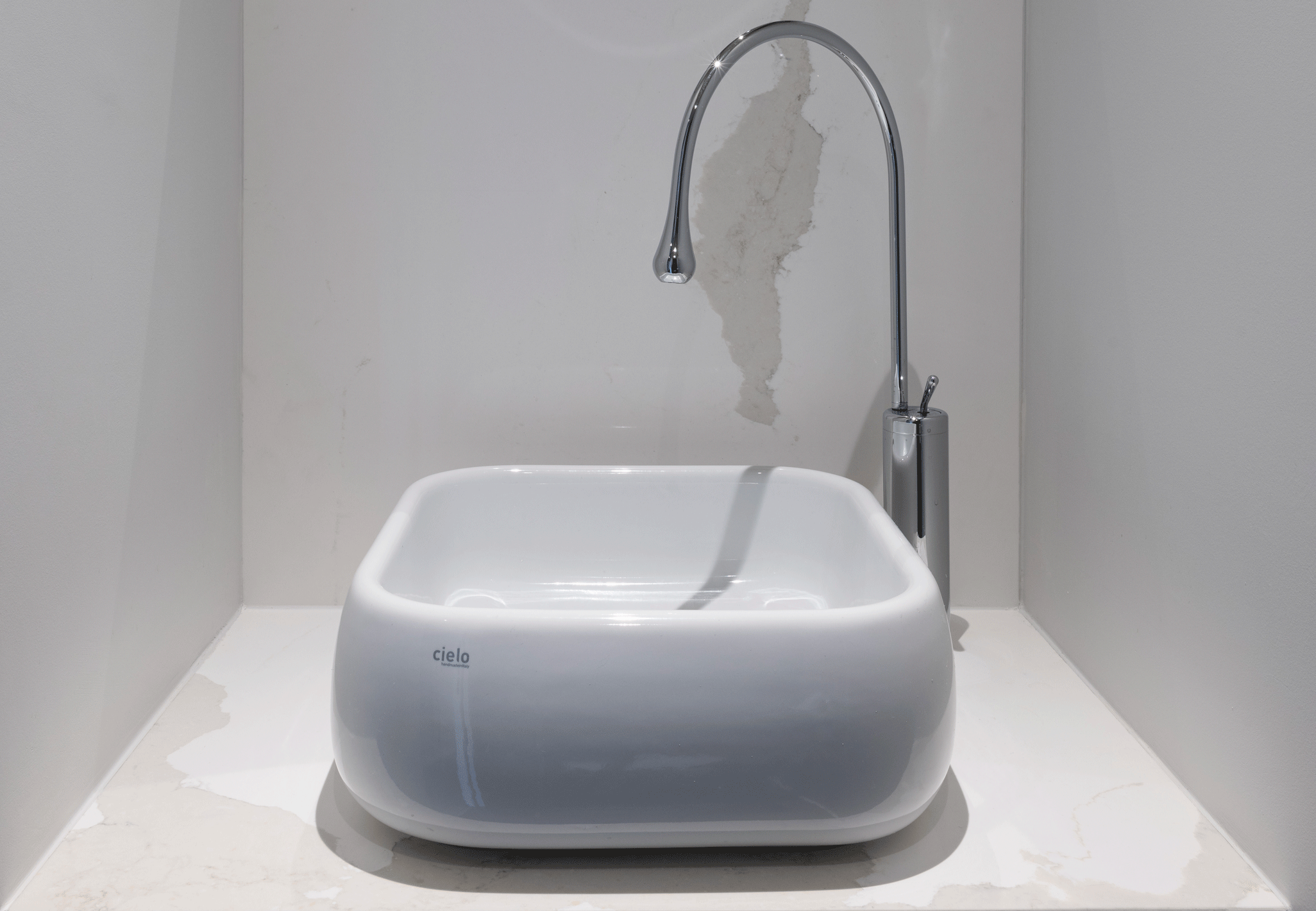 WhatWeDo_Bathroom_0003_Layer-18